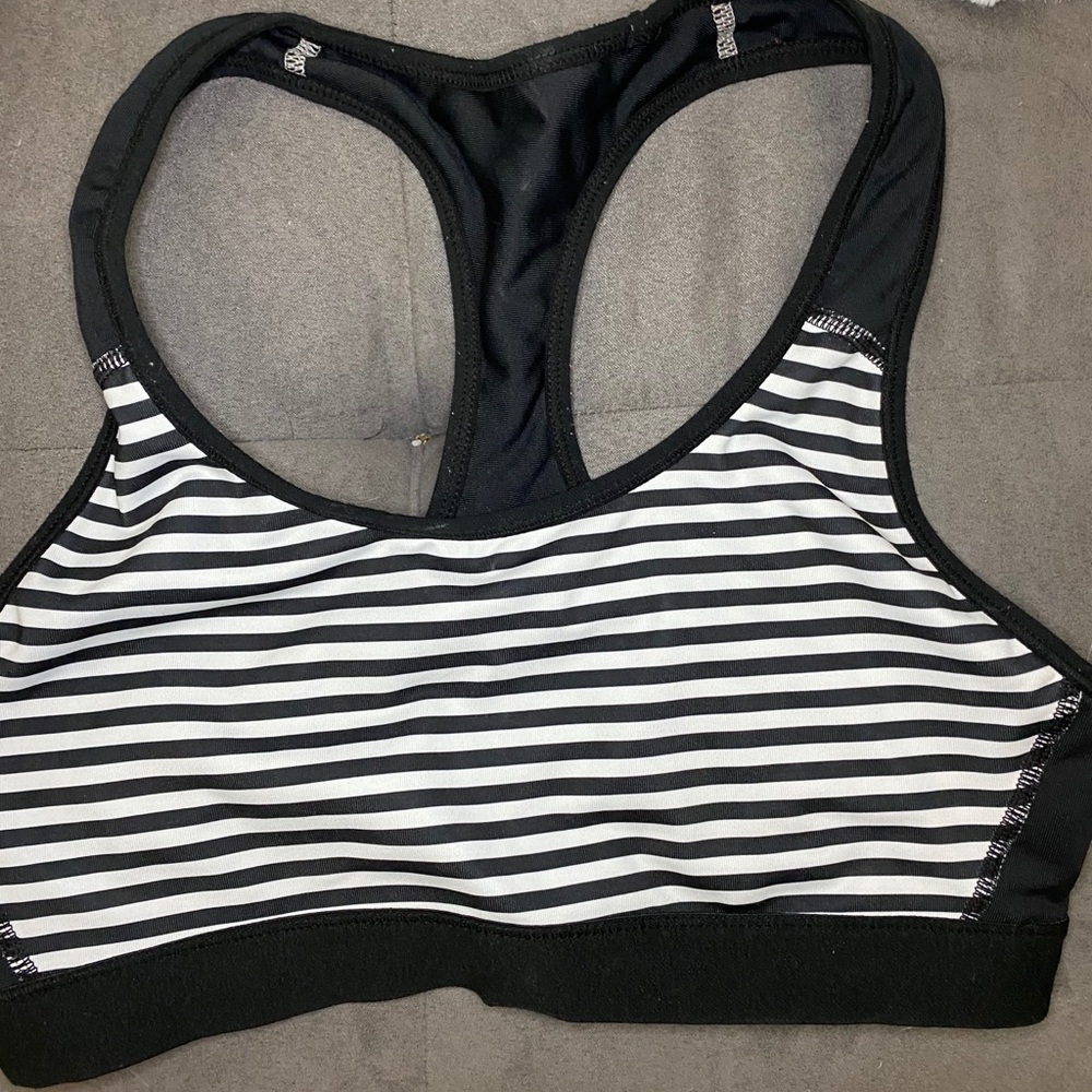 Women’s black and white striped non-padded bra